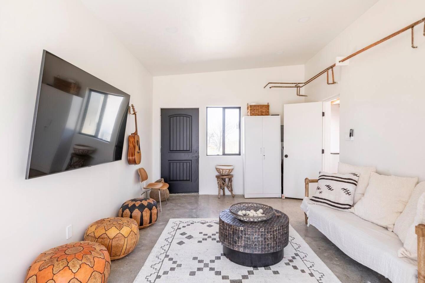 Starlight Mesa In Joshua Tree With Fire Pit Circle And Privacy Βίλα Yucca Valley Εξωτερικό φωτογραφία